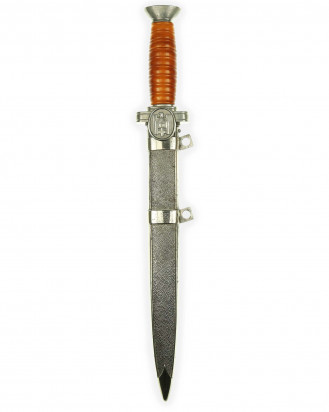 © DGDE GmbH - Red Cross Social Welfare Officer Dagger [M1938]