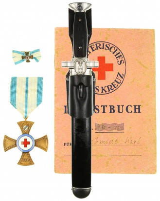 © DGDE GmbH - Red Cross EM Hewer [M1938] with Leather Frog
