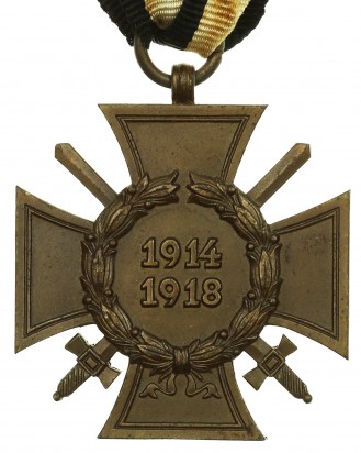 © DGDE GmbH - Ehrenkreuz mit Schwertern für Frontkämpfer 1914-1918 – B&N