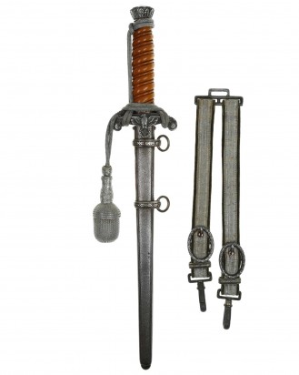 © DGDE GmbH - Army Officer’s Dagger with Hangers by E. Pack & Söhne Solingen