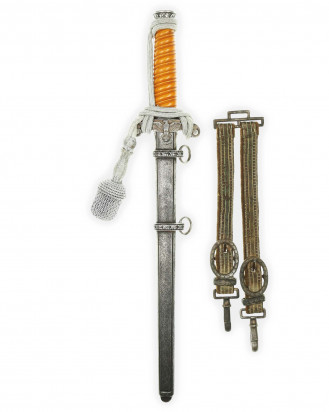 © DGDE GmbH - Army Officer’s Dagger with Hangers by F.W. Höller Solingen