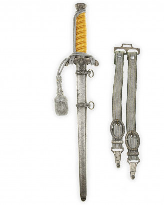 © DGDE GmbH - Army Officer’s Dagger with Hangers by E.&F. Hörster Solingen