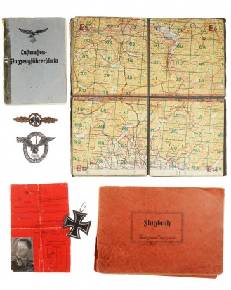 © DGDE GmbH - Lot of badges and documents of the German Luftwaffe
