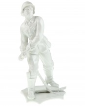 Фарфоровая статуэтка немецкого солдата с гранатой - Карл Энс Фарфор