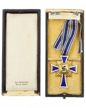 Крест немецкой матери в золоте в футляре - Alois Rettenmaier Schwäb.Gmünd