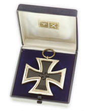German 1939 Iron Cross 2nd Class by 4 (Steinhauer & Lück Lüdenscheid)