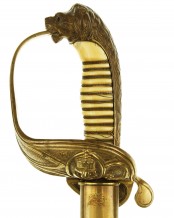 Löwenkopfsäbel für Offiziere der Kaiserlichen Marine mit Damastklinge und Namensgravur