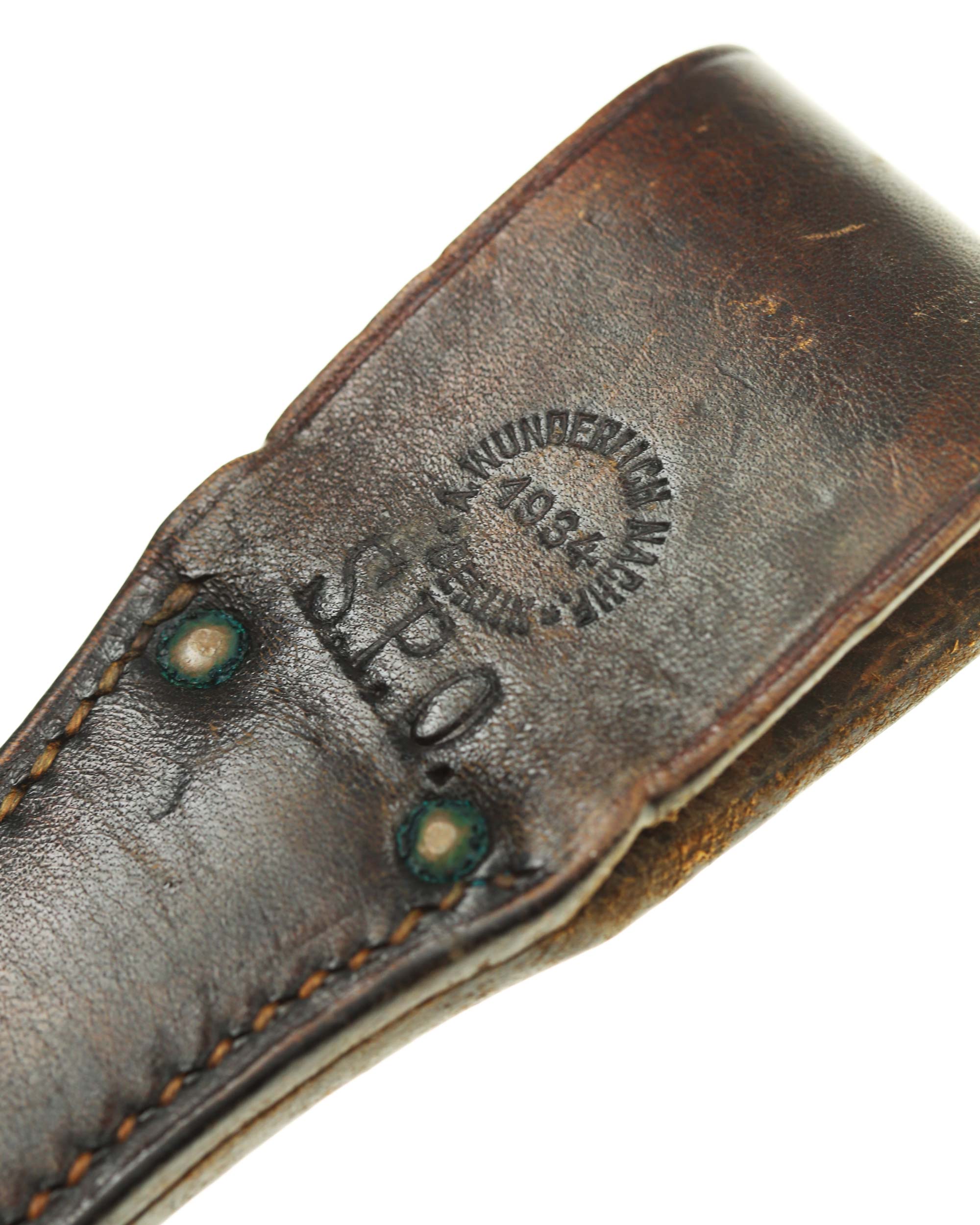 DRK hewer – leather belt frog with reverse stamp Wunderlich Nachf. Berlin 1934