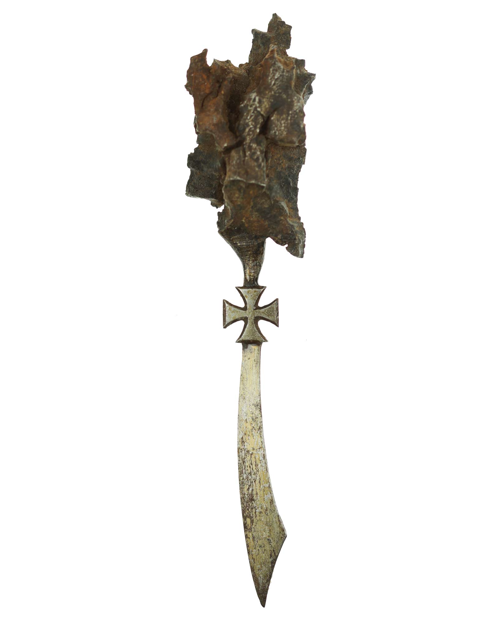 Шрапнельный нож для писем Первая мировая война — общий вид с Железным крестом