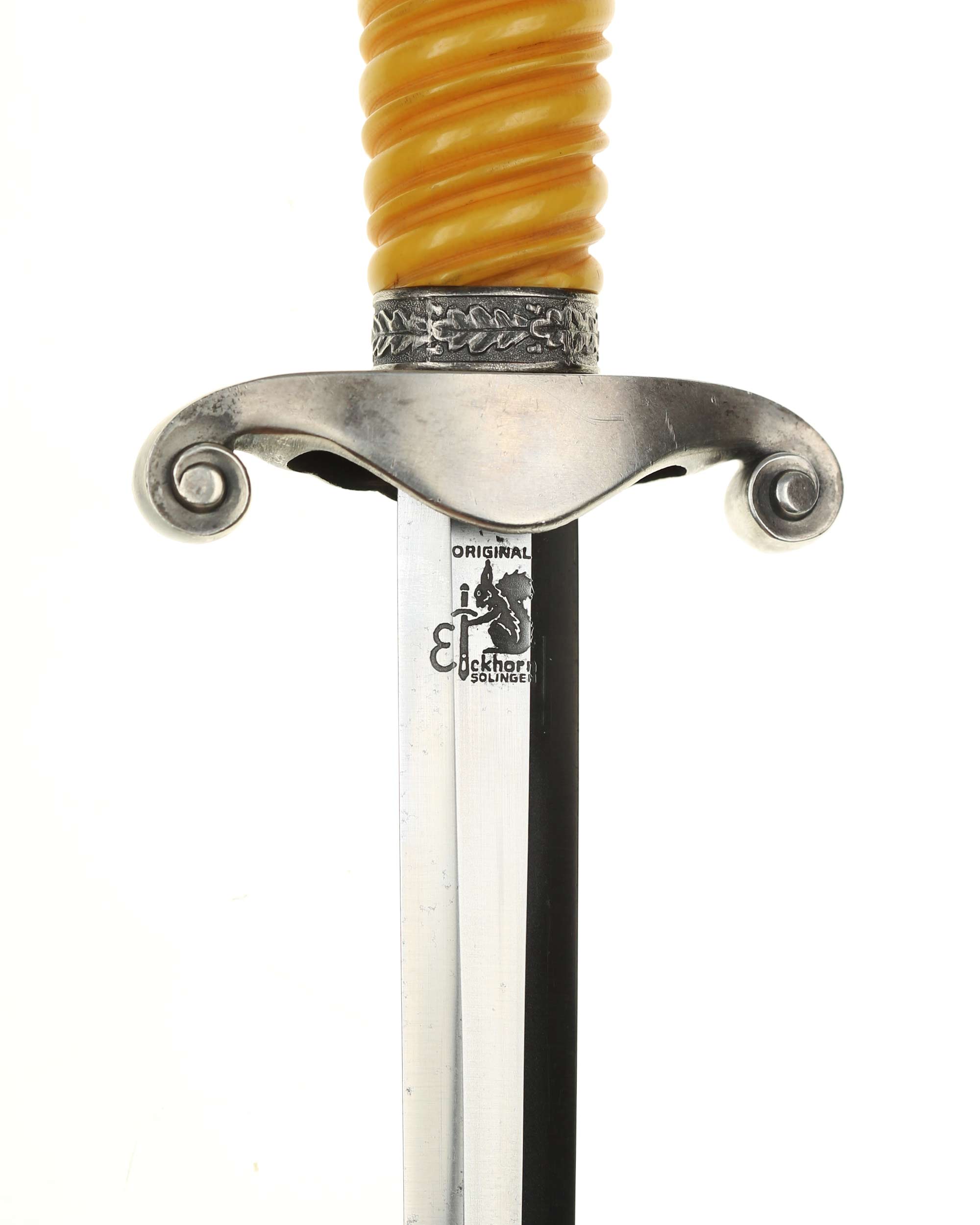 Heeres-Offiziersdolch – Klingenrückseite mit Gravur E. Werner und Hersteller Carl Eickhorn Solingen