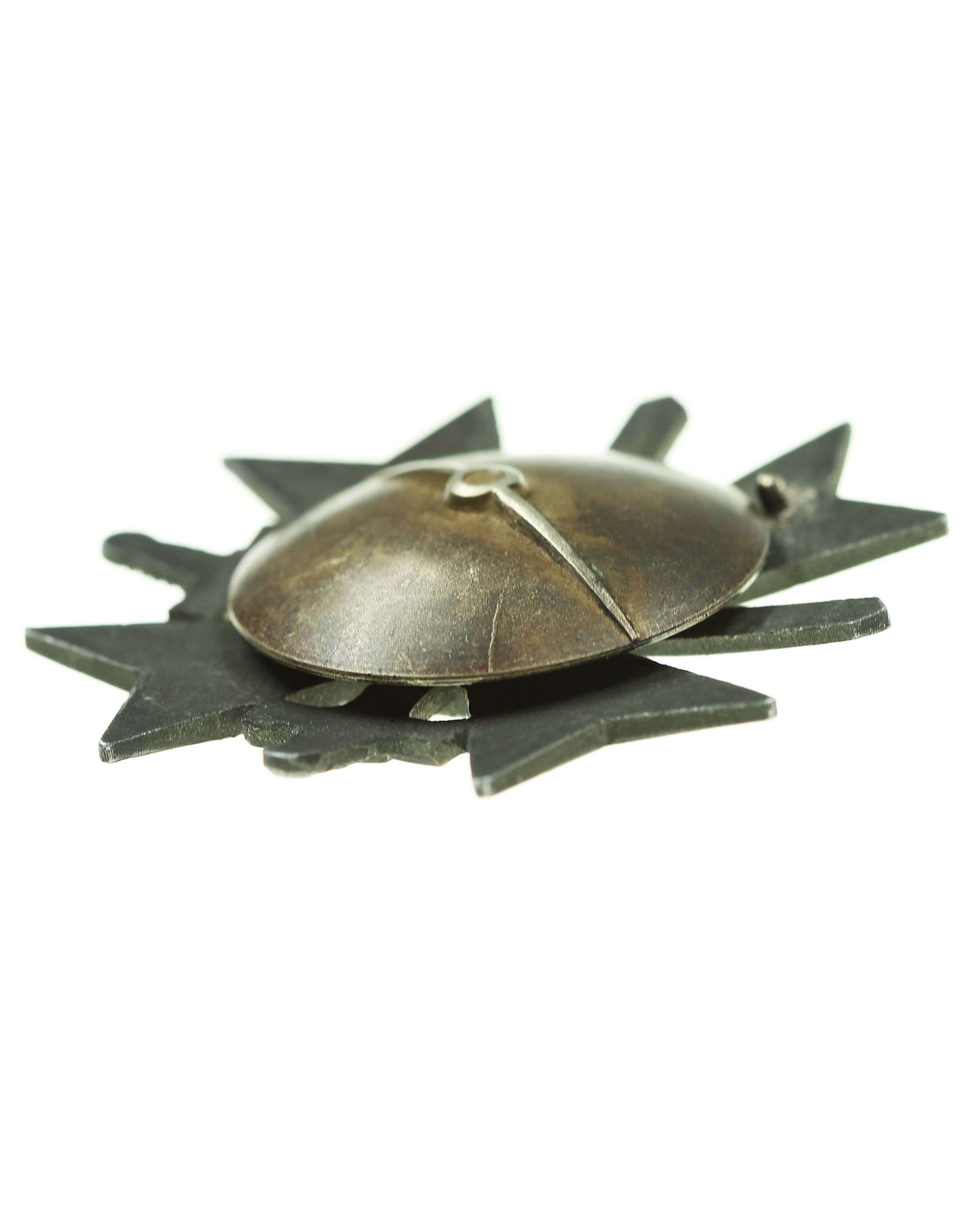 Kriegsverdienstkreuz 1939 – Rückseite mit Hersteller L 13 Paul Meybauer Berlin