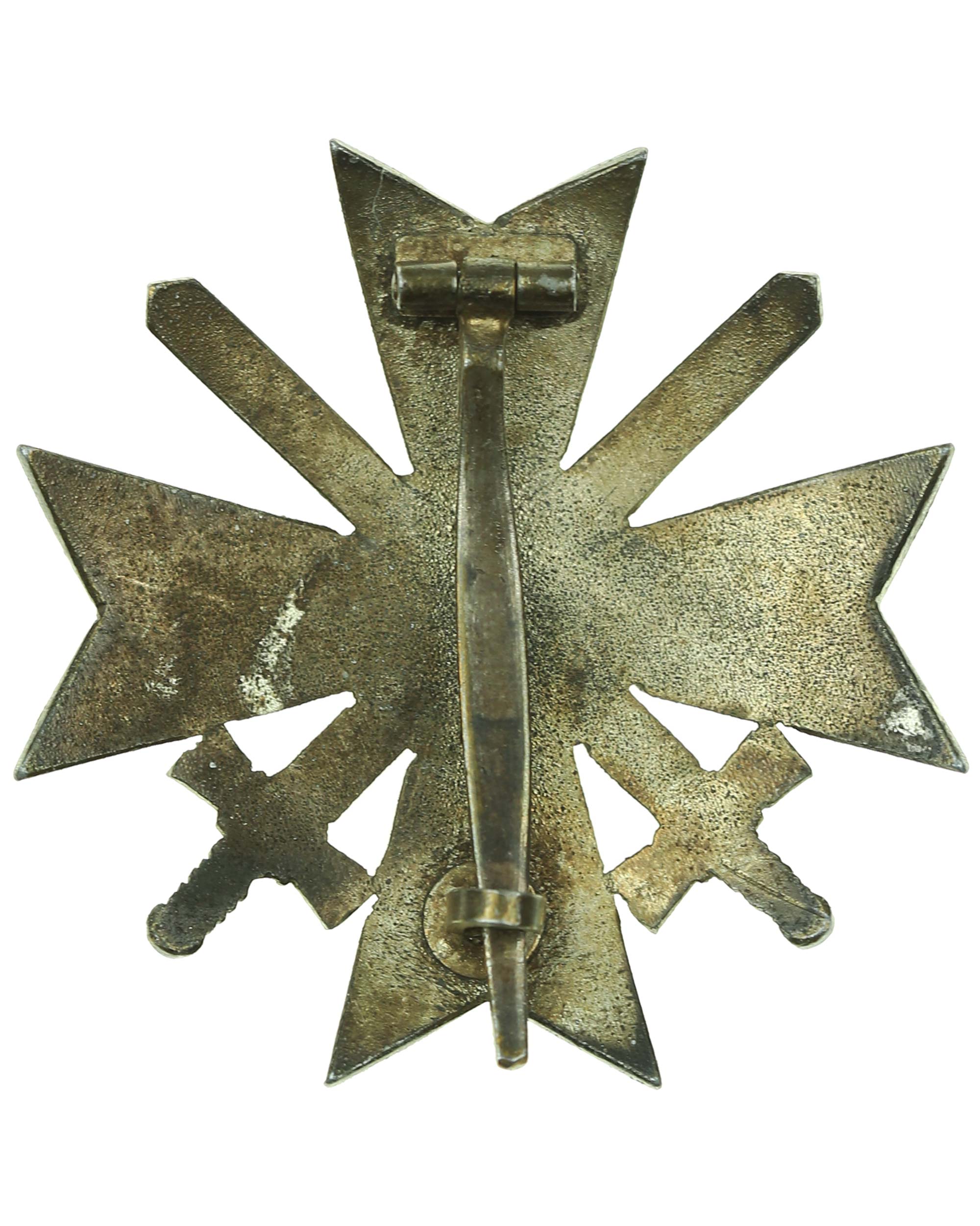 Kriegsverdienstkreuz 1. Klasse mit Schwertern – gewölbte Ausführung mit aufpolierten Kanten