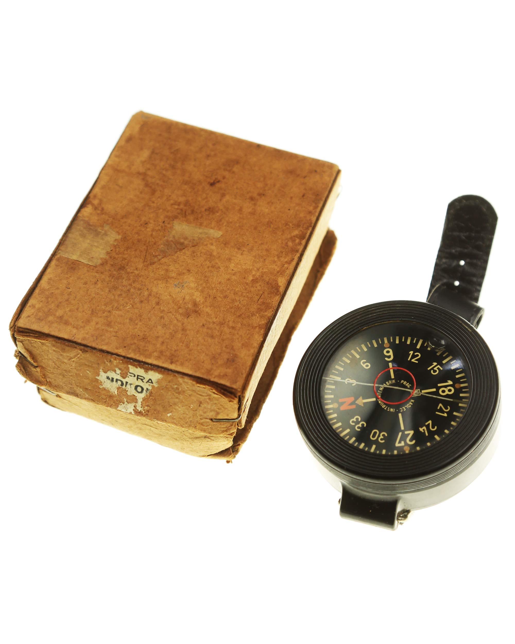 Rear view of Luftwaffe wrist compass AK39 with markings Kadlec