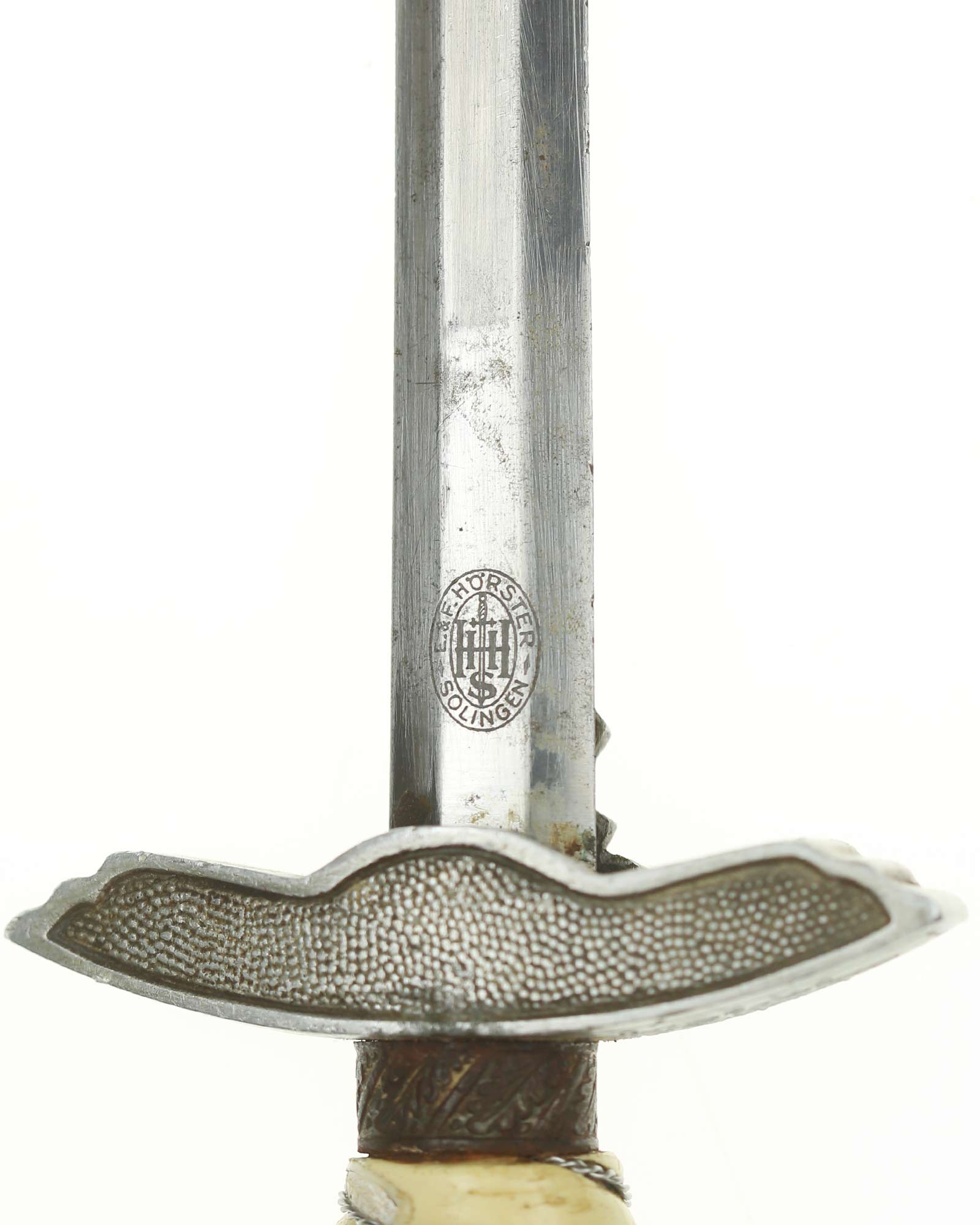 Blade with E. & F. Hörster Solingen maker marking and original leather washer on Luftwaffe Officer’s Dagger