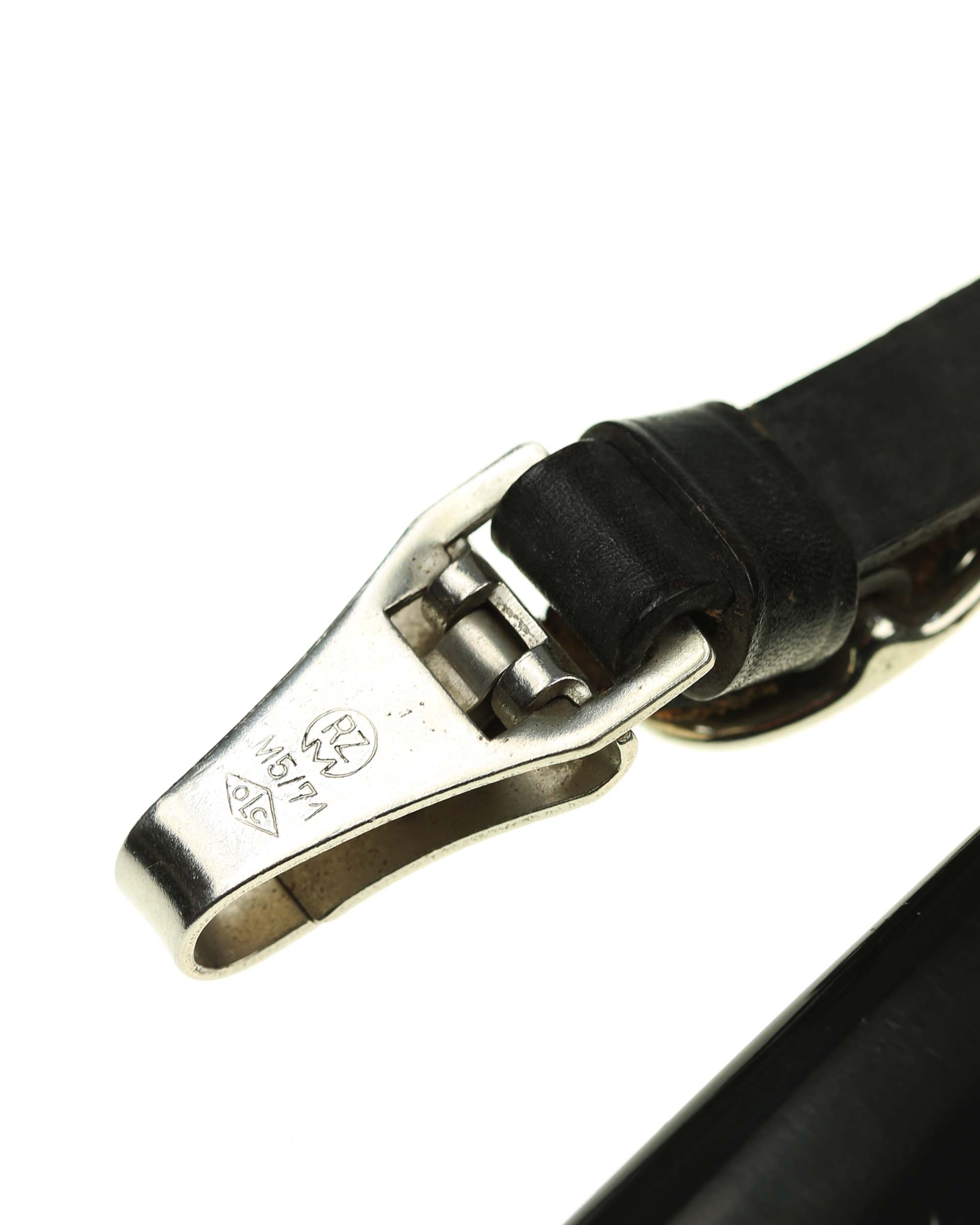 NSKK Dienstdolch – schwarz lackierte Stahlscheide mit originalem Gehänge