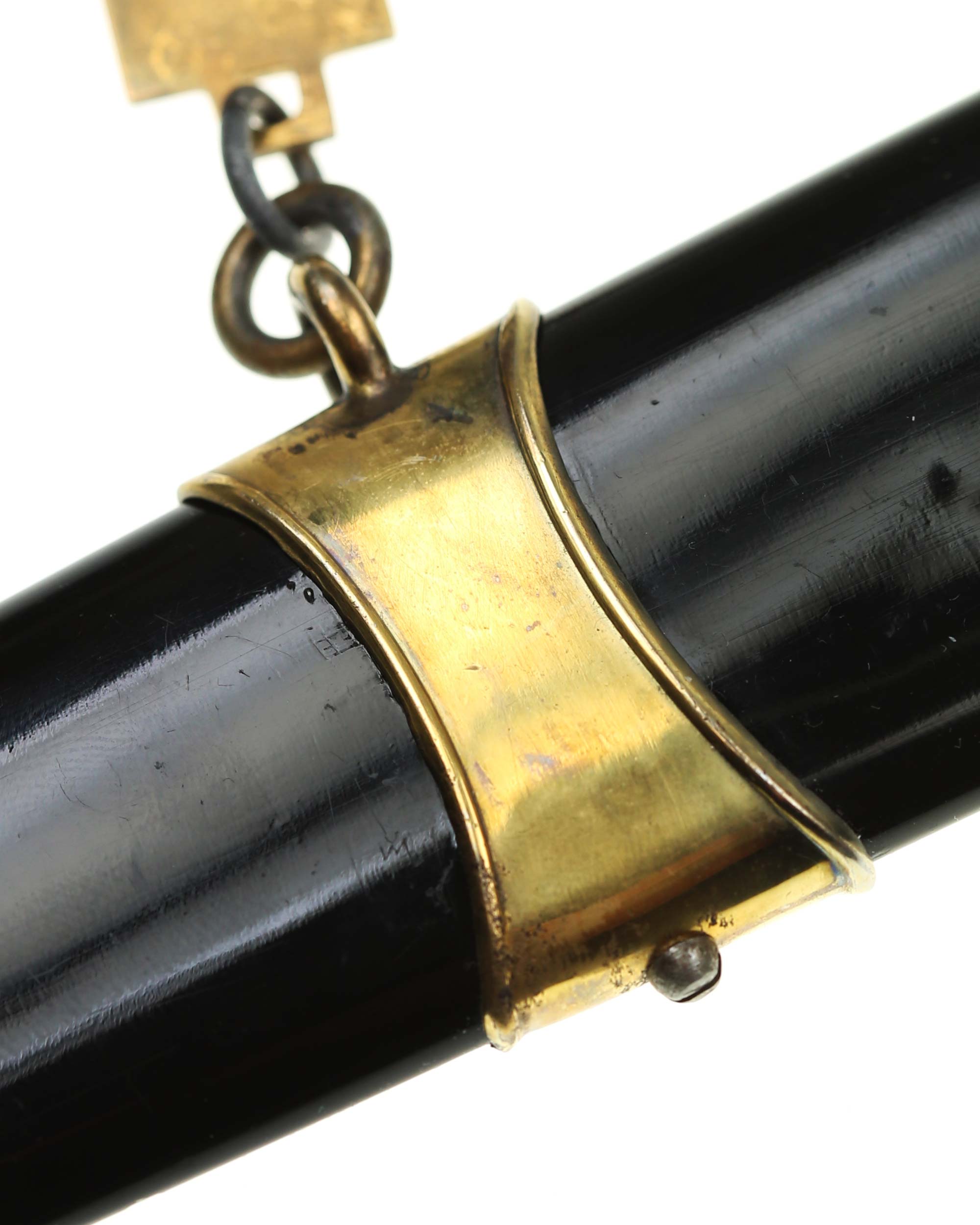 NSKK Kettendolch – Detail Kettenglieder mit Musterschutz- und RZM-Stempel