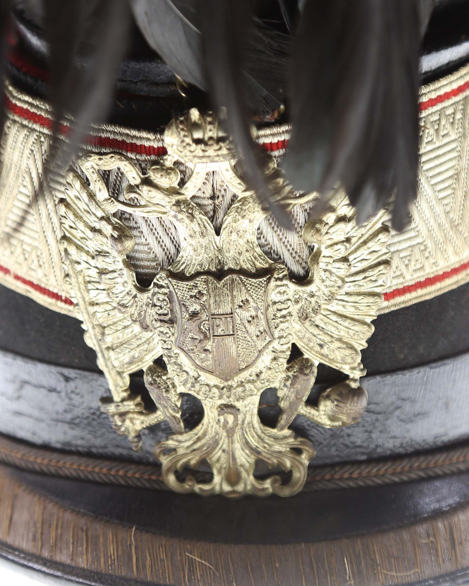 Preußischer Offiziers-Tschako – Doppeladler mit Schwert und Zepter