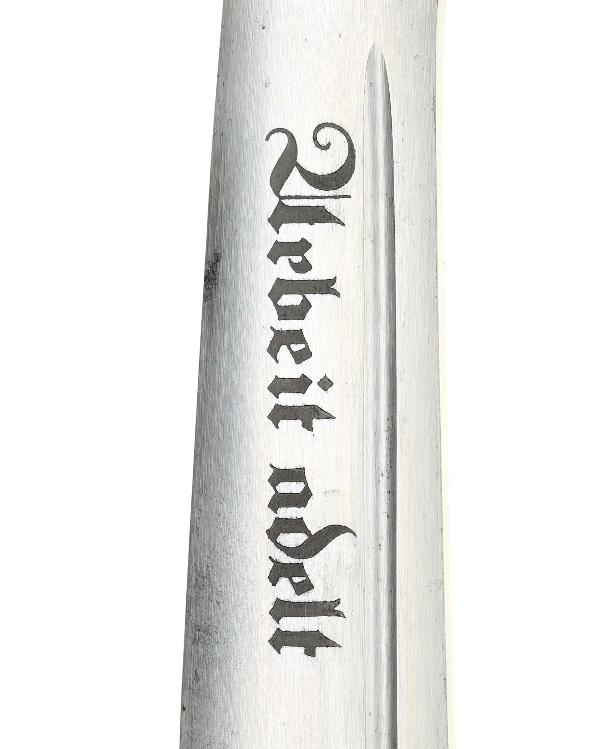 RAD hewer model 1934 – blade with motto Arbeit adelt and maker Carl Eickhorn Solingen