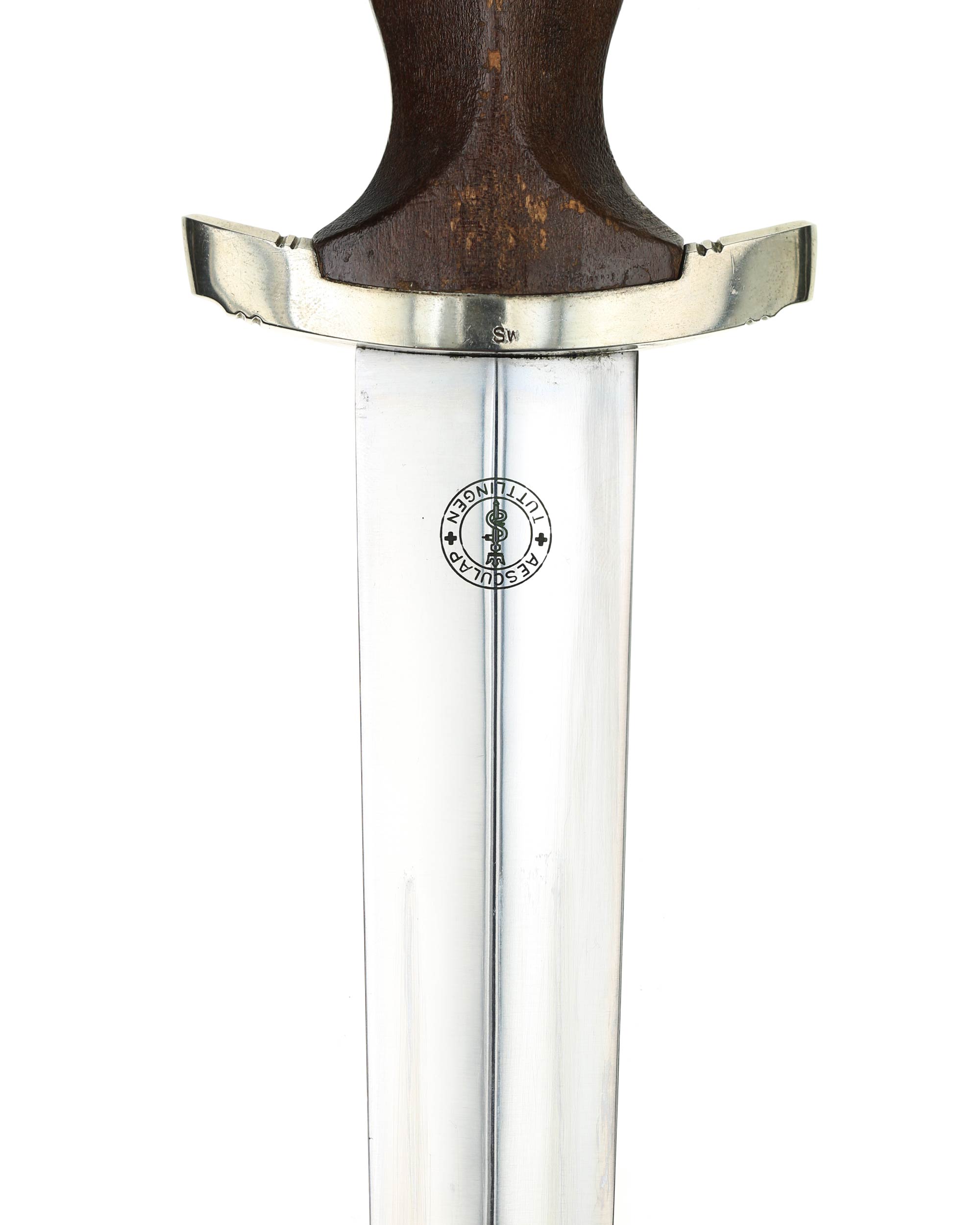 SA Dolch Aesculap Tuttlingen – Herstellerlogo auf der Klinge