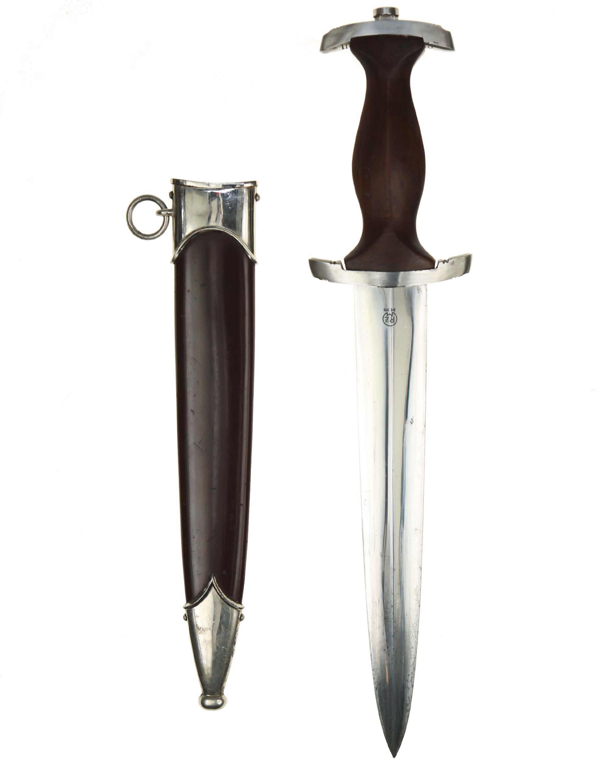 SA dagger – grip with national eagle, enameled SA emblem and nickel-plated crossguards