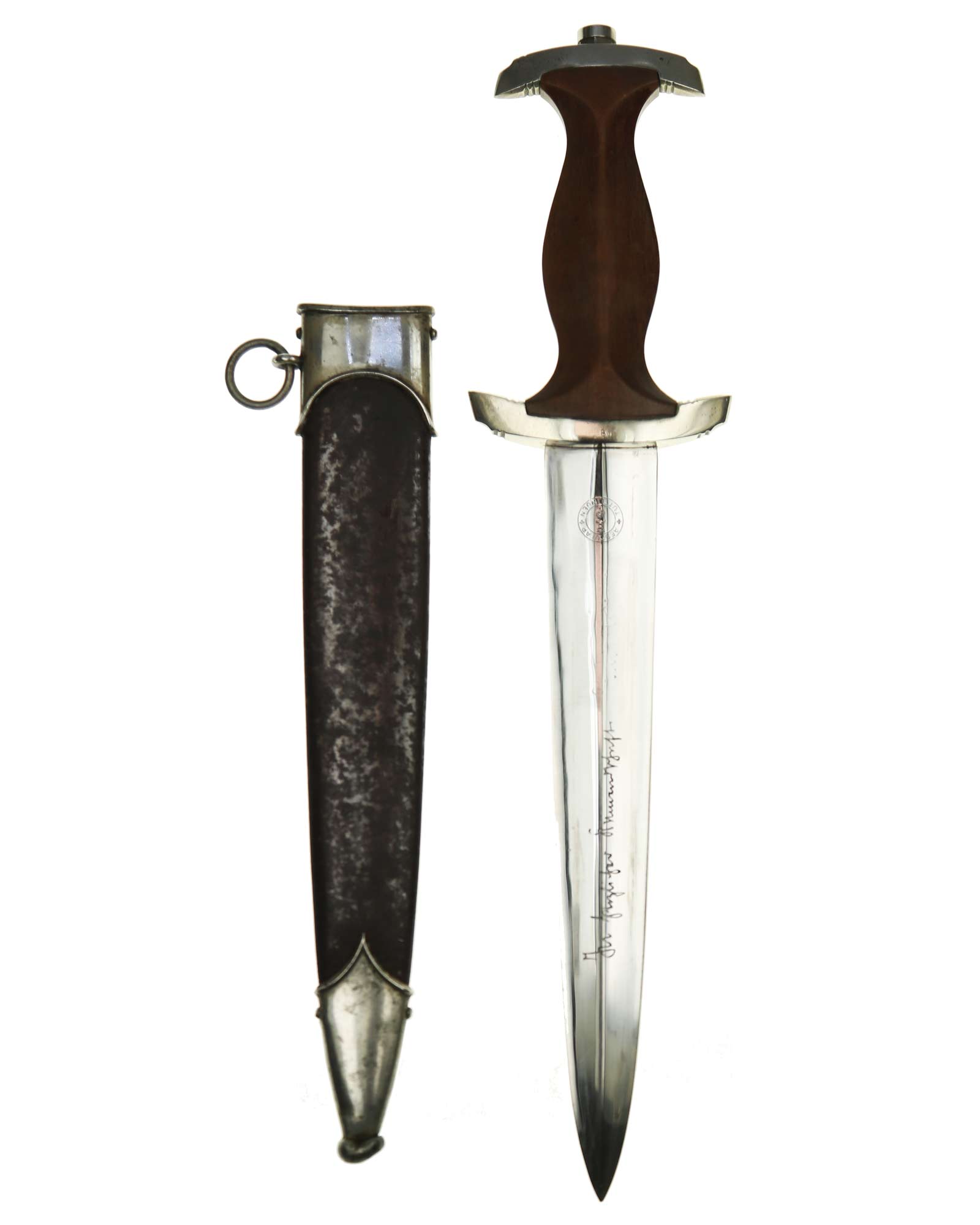 Почётный кинжал СА Aesculap с частично удалённым посвящением Эрнсту Рёму — редкий пример