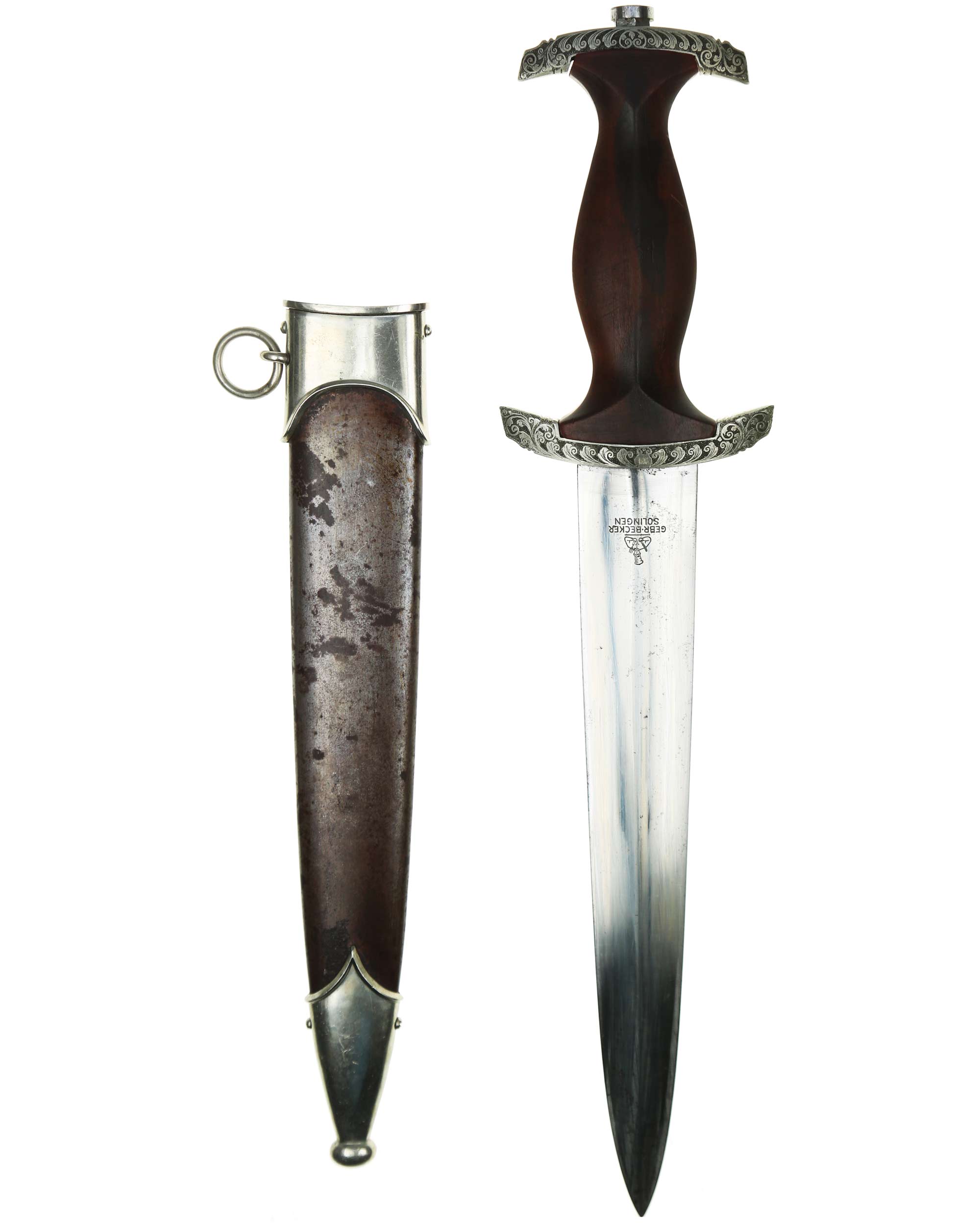 SA Dolch – Griff mit emailliertem SA-Emblem und Hoheitsadler, frühe Ausführung