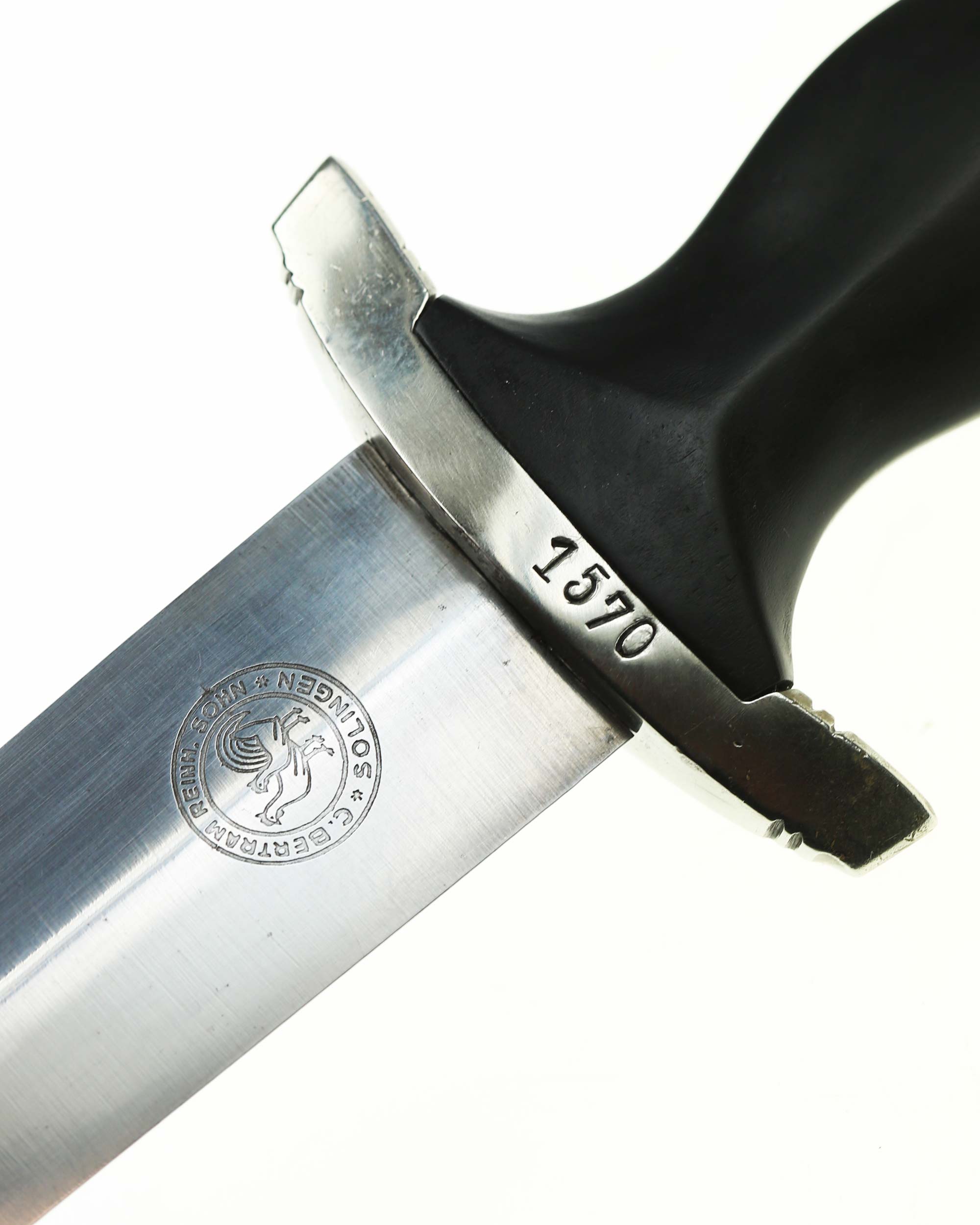 SS service dagger – blade with motto Meine Ehre heißt Treue and maker C. Bertram Reinh. Solingen
