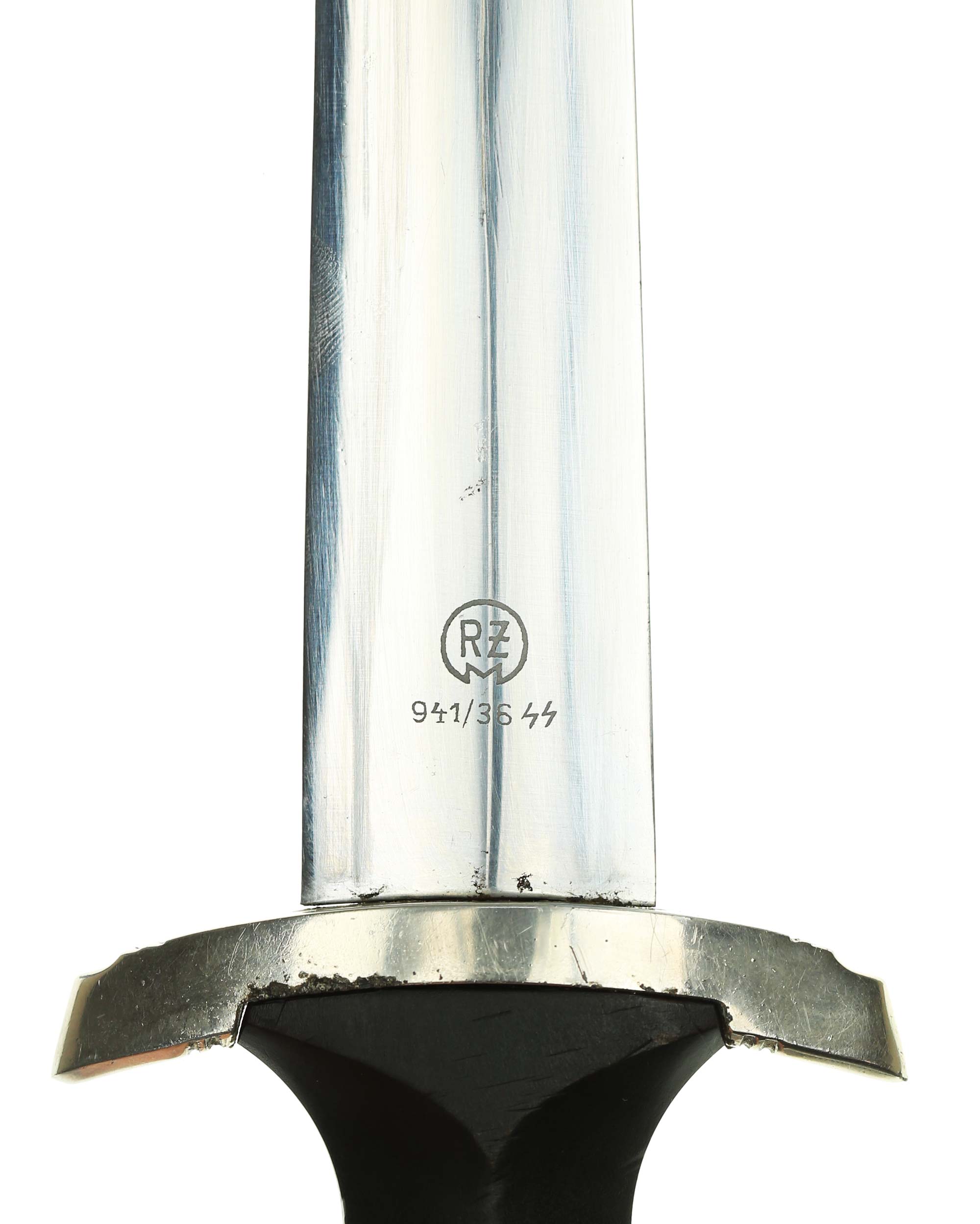SS service dagger – RZM blade marking 941/36 SS Carl Eickhorn Solingen